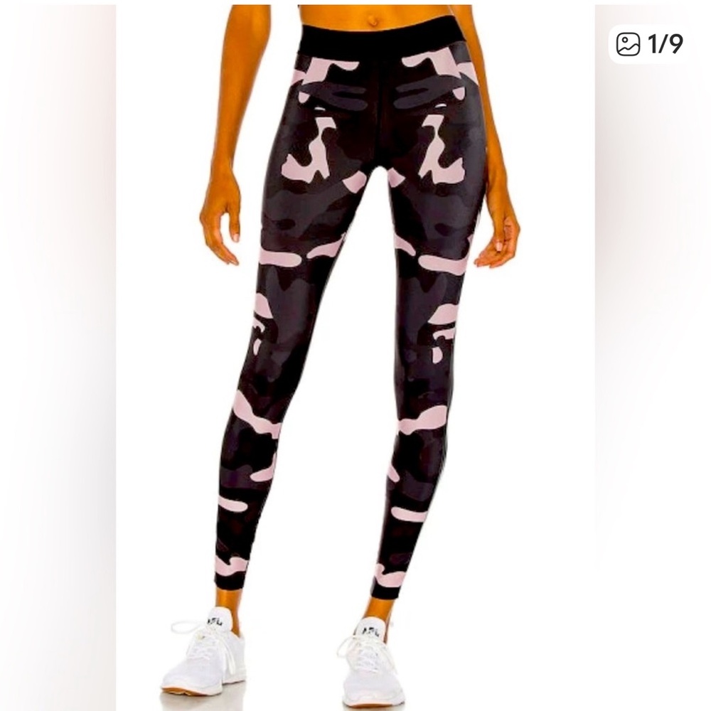 Ultracor Camo Collegiate Black Pink Compression Leggings - size Medium
